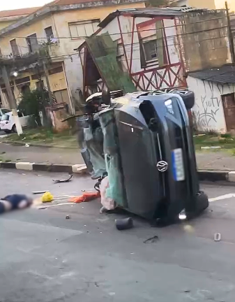 Acidente com capotamento na Avenida Moraes Salles termina com uma morte em Campinas Acidente com capotamento na Avenida Moraes Salles termina com uma morte em Campinas