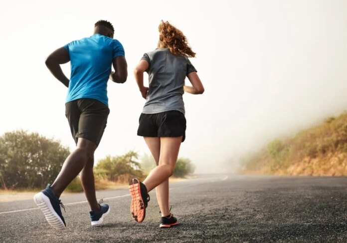 Correr com segurança: como adaptar o corpo e evitar lesões