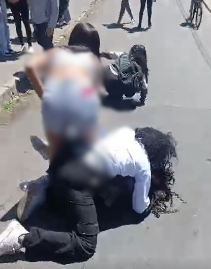 Briga entre estudantes termina com agressões e puxões de cabelo em escola de Louveira