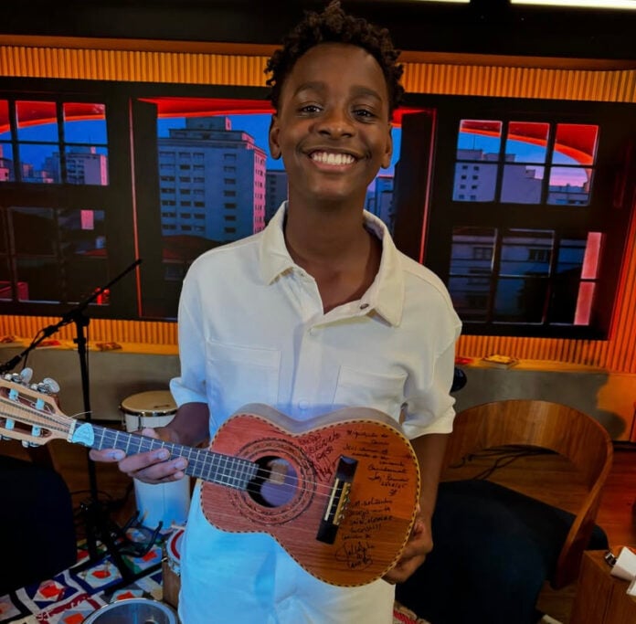 7826D898-9924-4714-AEBF-B1125791C08F