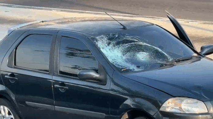 Morador de rua é atropelado na Avenida John Boyd Dunlop Morador de rua é atropelado na Avenida John Boyd Dunlop