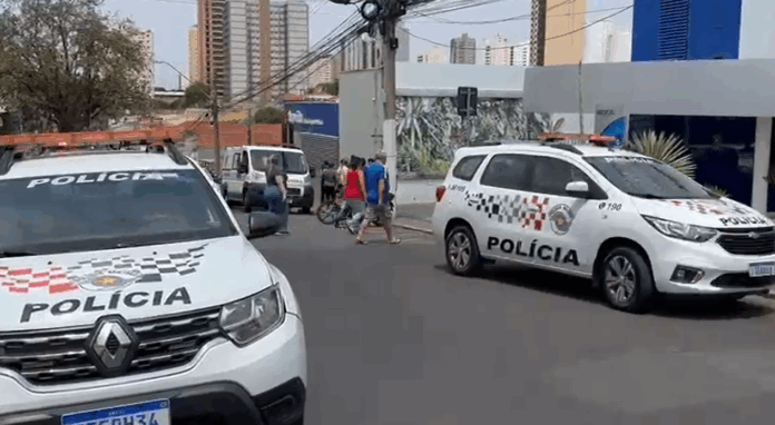 Idoso ameaça funcionários de hospital em Limeira com simulacro de arma de fogo