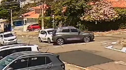 Cruzamento no Guanabara segue sem semáforo e com risco de acidentes Cruzamento no Guanabara segue sem semáforo e com risco de acidentes