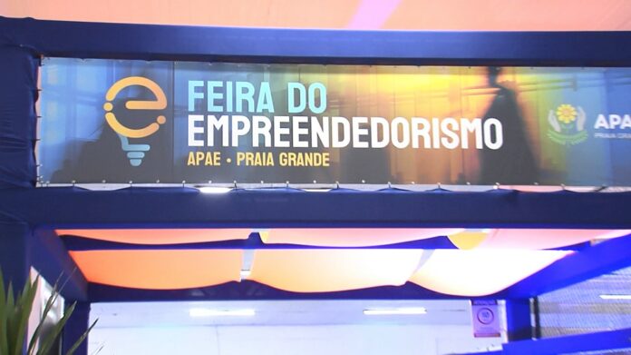 Feira APAE PG