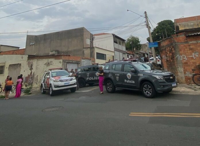 Dois homens morrem após confronto com a polícia em Hortolândia Dois homens morrem após confronto com a polícia em Hortolândia