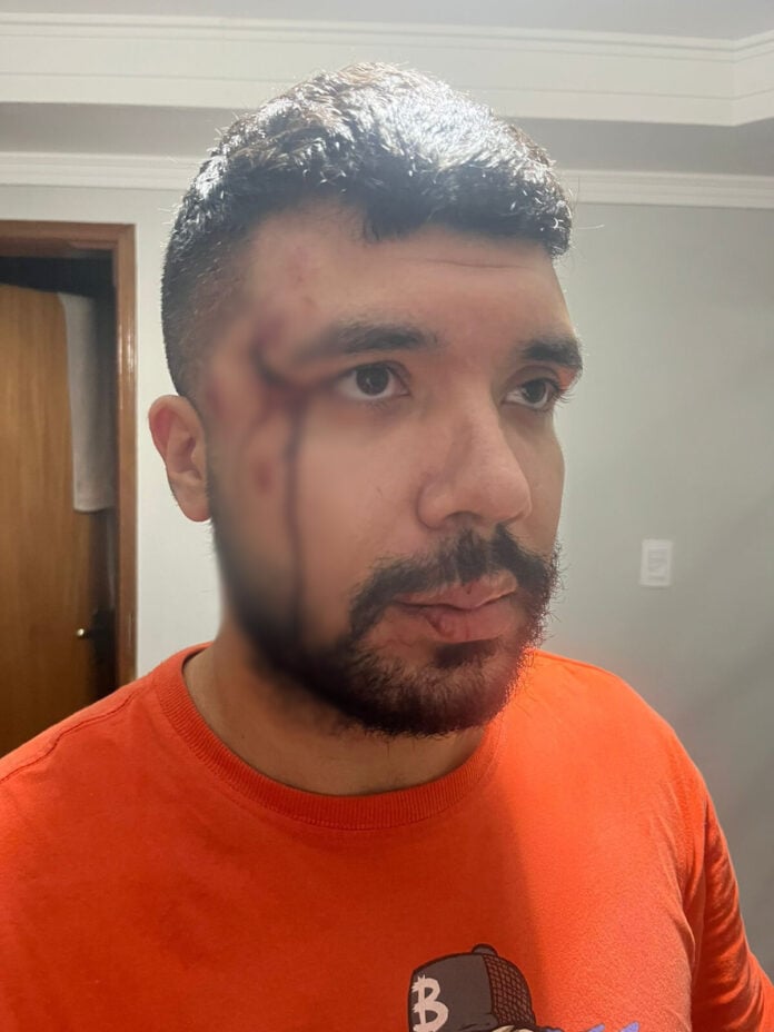 Motorista de app é agredido com mata-leão e socos por passageiro em Campinas Motorista de app é agredido com mata-leão e socos por passageiro em Campinas