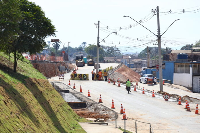 Pista inferior da avenida João Marson, em São José, será liberada nesta quinta-feira