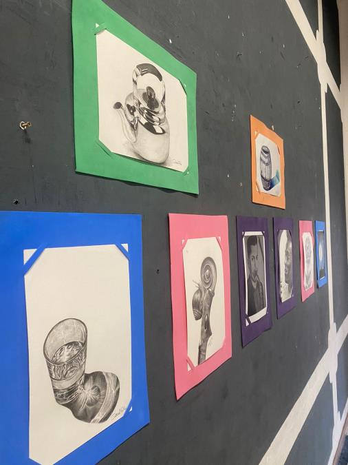 Centro Cultural de Taubaté recebe exposição gratuita com desenhos em grafite de ícones da cultura pop Centro Cultural de Taubaté recebe exposição gratuita com desenhos em grafite de ícones da cultura pop