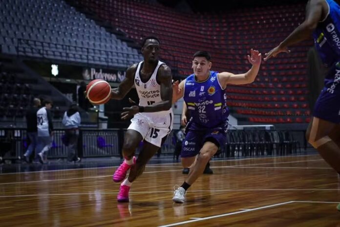 São José sofre segunda derrota seguida no NBB ao perder para o Corinthians por 78 a 64 em São Paulo