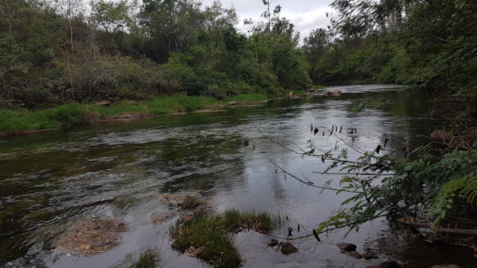 Bombeiros entram em 3º dia de buscas por homem que desapareceu no Rio Paraíba do Sul, em Cruzeiro Bombeiros entram em 3º dia de buscas por homem que desapareceu no Rio Paraíba do Sul, em Cruzeiro