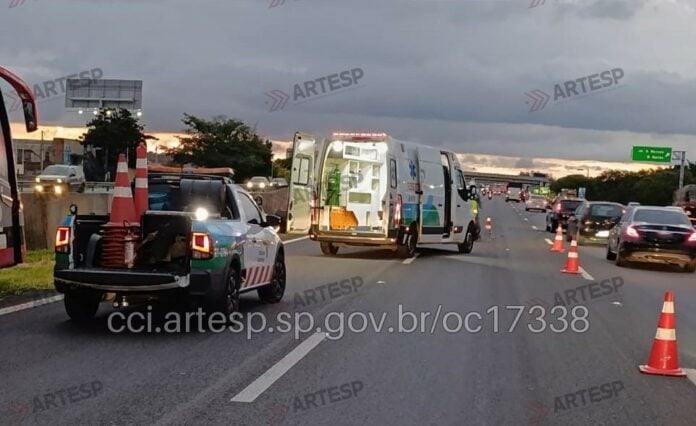 Mulher de 20 anos morre atropelada após acidente na Dom Pedro I