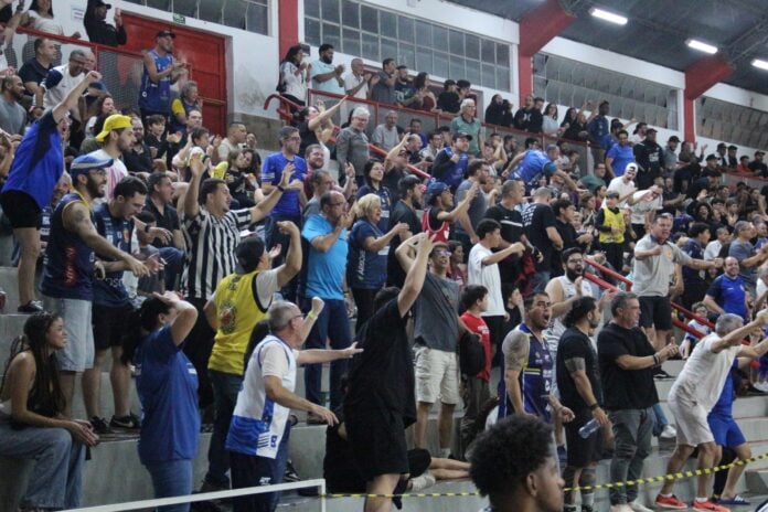 São José Basketball inicia venda de ingressos para duelo contra Pato Basquete pelo NBB