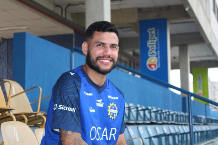 São José anuncia lateral Matheus Rocha para a disputa da Série A2 do Paulista