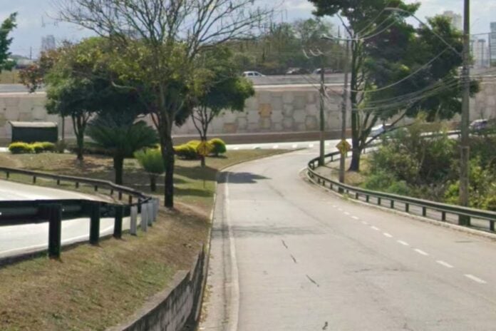 Alça do Viaduto Kanebo, em São José, será interditada nesta quinta (20) para obra de drenagem na Via Dutra