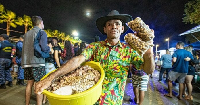 Forró Verão 2026: Prefeitura de João Pessoa abre inscrições para ambulantes Forró Verão 2026: Prefeitura de João Pessoa abre inscrições para ambulantes