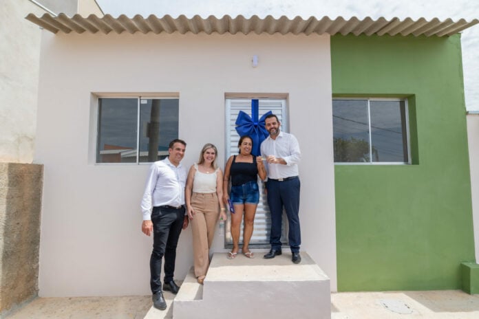 54980312515_792535a534_o-1280x853