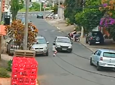 Motorista atropela criança de 7 anos e foge sem prestar socorro em Hortolândia Motorista atropela criança de 7 anos e foge sem prestar socorro em Hortolândia