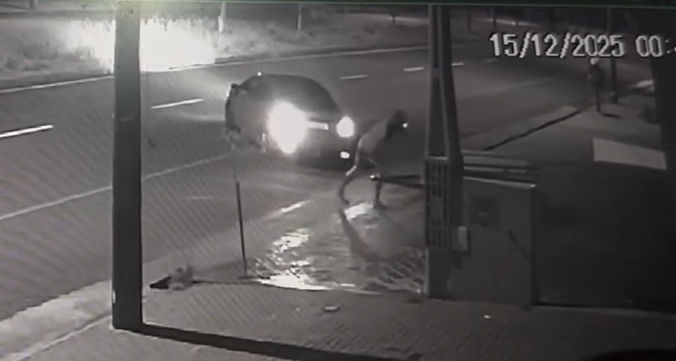 Ladrões voltam três vezes e fazem limpa em clínica odontológica em Limeira Ladrões voltam três vezes e fazem limpa em clínica odontológica em Limeira