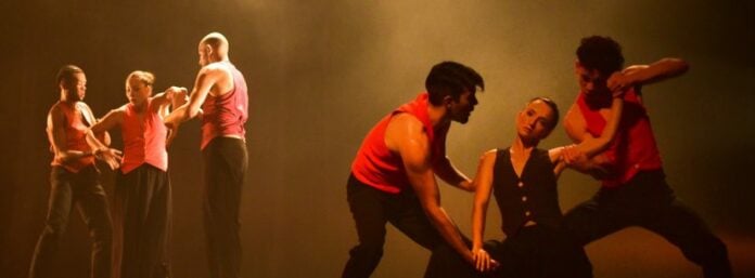 Teatro Mario Covas, em Caraguá, celebra 21 anos com programação especial neste fim de semana