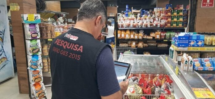 FOTOCARNESCEIANATALINA Levantamento feito em 17 supermercados de João Pessoa avaliou 65 tipos de proteínas típicas da ceia de Natal