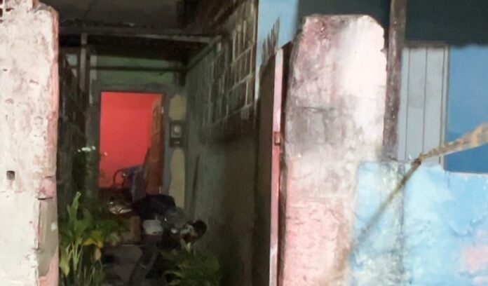 Homicídio Ilha do Bispo Homem é morto com vários tiros dentro de casa; Polícia Civil investiga execução na noite desta quinta-feira (11)