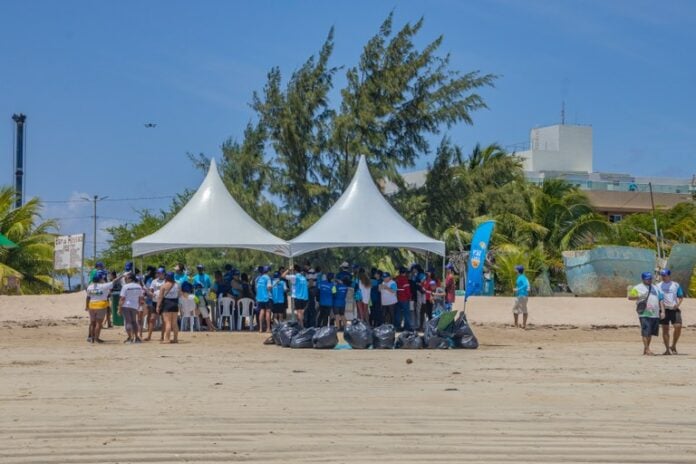 Projeto praia limpa Projeto Praia Limpa chega a Barra de Camaratuba deste domingo (14)