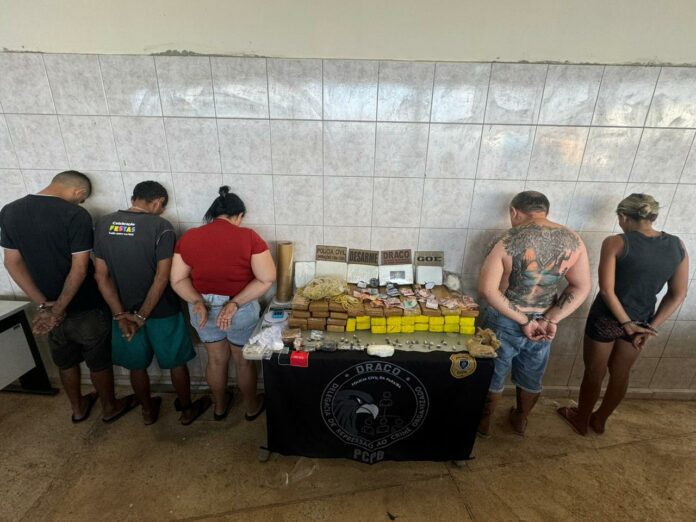 Prisão 11 pessoas são presas e 60 kg de drogas apreendidos na Paraíba