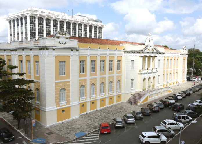 Tribunal_de_Justica_TJPB_Foto-Ednaldo_Araujo_31_07_2024_3 A denúncia surgiu a partir de um depoimento de que ele teria atuado em um esquema de venda de decisões liminares em processos cíveis