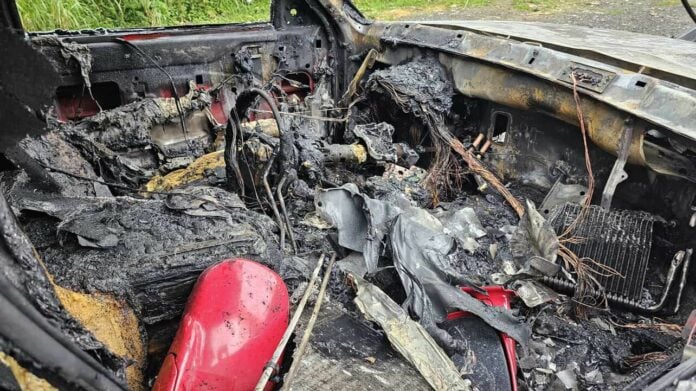 Carro pega fogo em túnel da Rodovia dos Tamoios em Caraguatatuba
