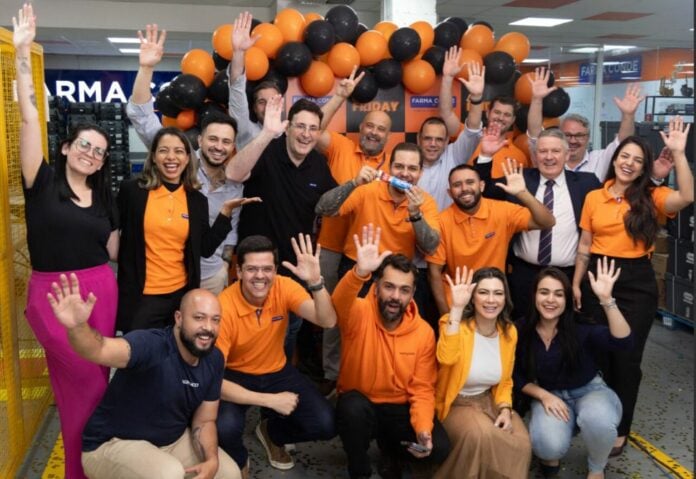 Rede de farmácias promove live especial nesta sexta-feira (12)