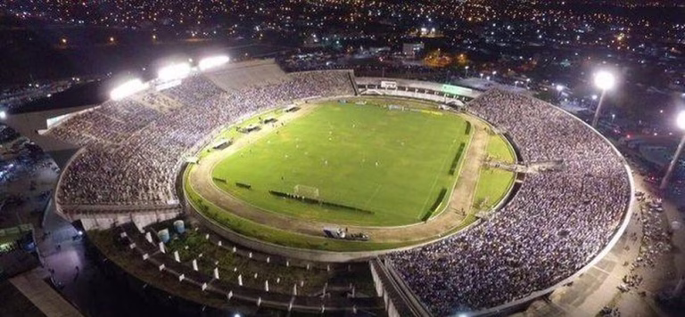 Nessa primeira etapa de implantação do sistema de reconhecimento facial, a opção foi pelos dois estádios paraibanos com capacidade acima de 20 mil pessoas