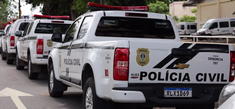 a vítima registrou a denúncia no dia 26 de dezembro de 2025, após relatar agressões