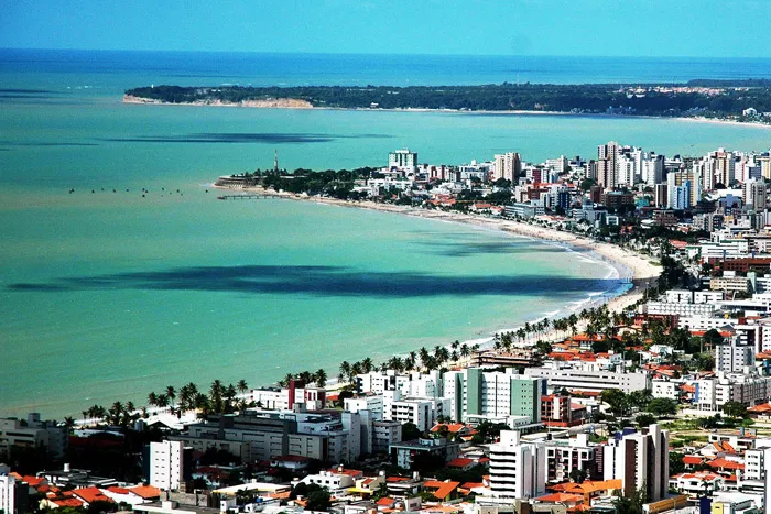 Presidente do STJ cobra respeito à Lei do Gabarito em caso de prédio acima do limite na orla de João Pessoa