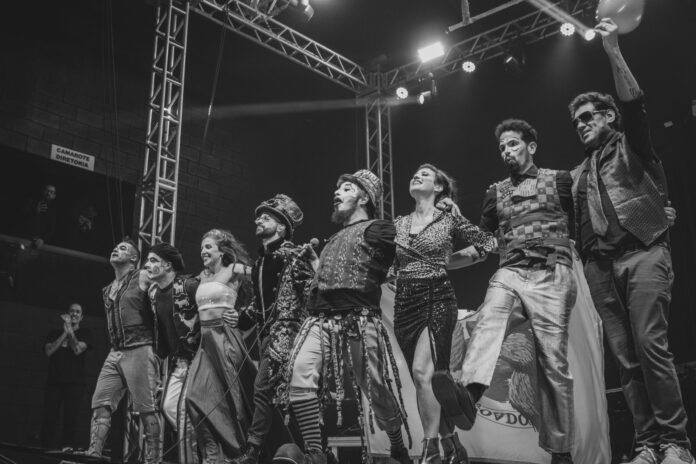 O Teatro Mágico desembarca em São Paulo com a turnê “O Reencontro”