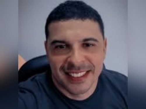 De acordo com o delegado Sylvio Rabelo, da Polícia Civil de Mamanguape, Leonardo teria perdido o controle da motocicleta, resultando no acidente fatal