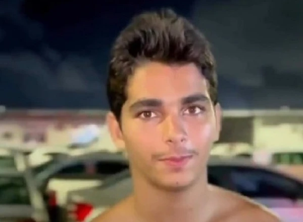 Sepultado jovem morto por leoa após invadir recinto em zoológico de João Pessoa Sepultado jovem morto por leoa após invadir recinto em zoológico de João Pessoa