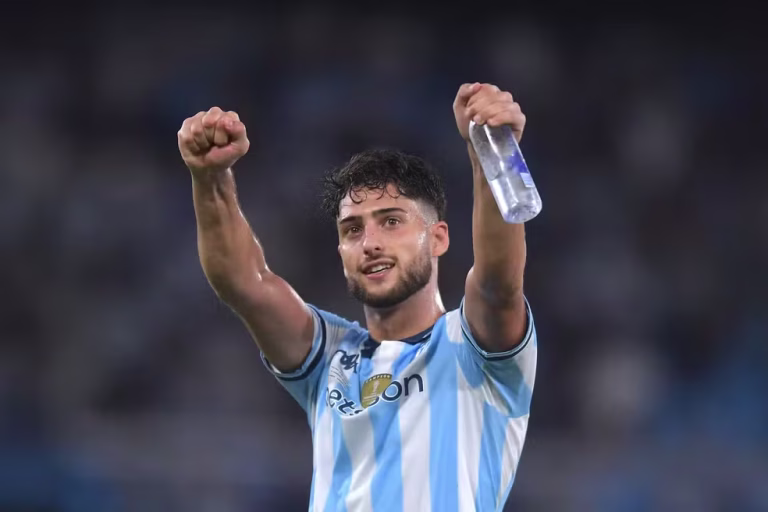 Santos se afasta de Marco Di Cesare após exigência do Racing