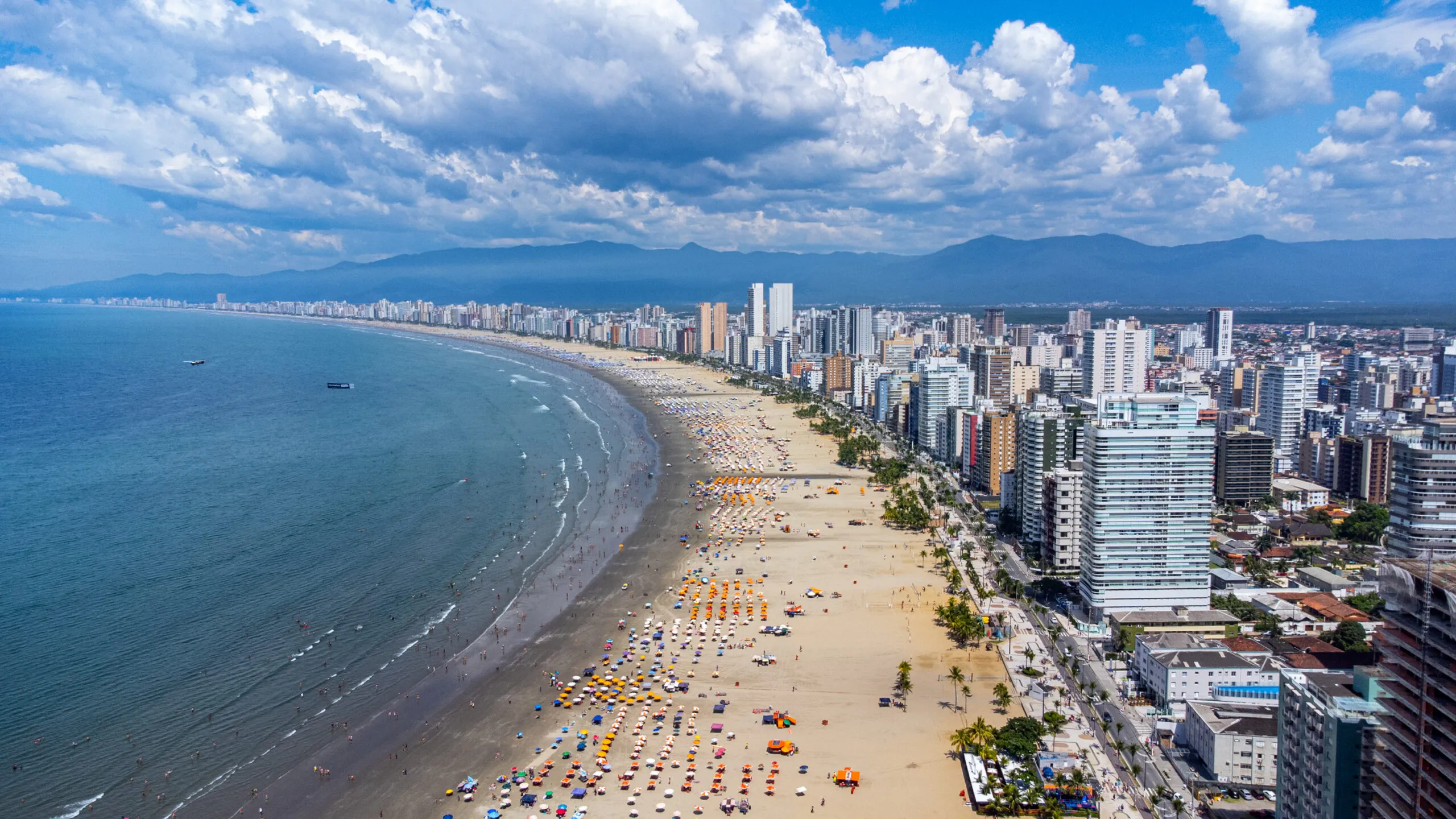 Litoral Norte tem 34 praias impróprias para banho nesta semana, aponta Cetesb