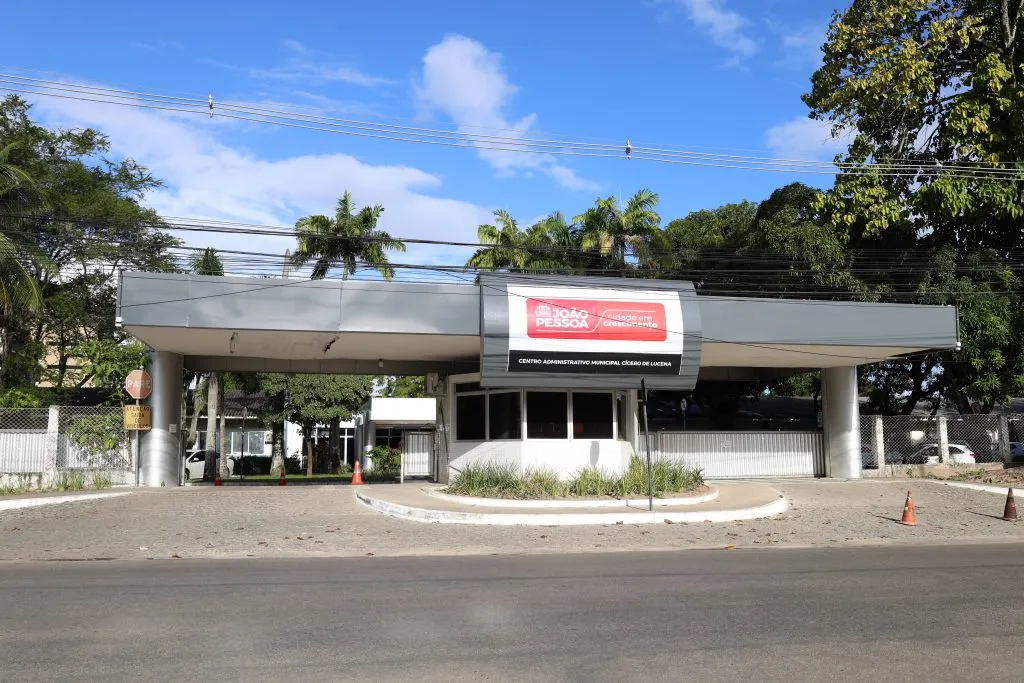 Prefeitura de João Pessoa publica edital de convocação com professores, psicólogos e outros profissionais aprovados em concurso