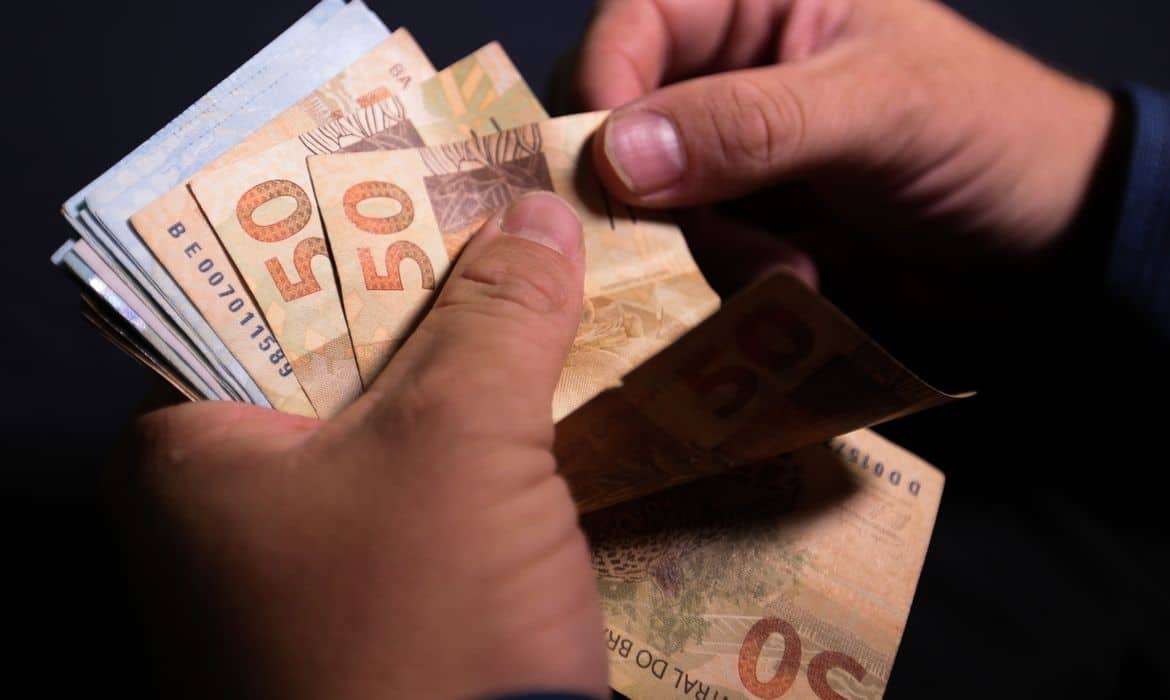 Pagamento dos servidores estaduais de agosto começa nesta sexta-feira (28) na Paraíba