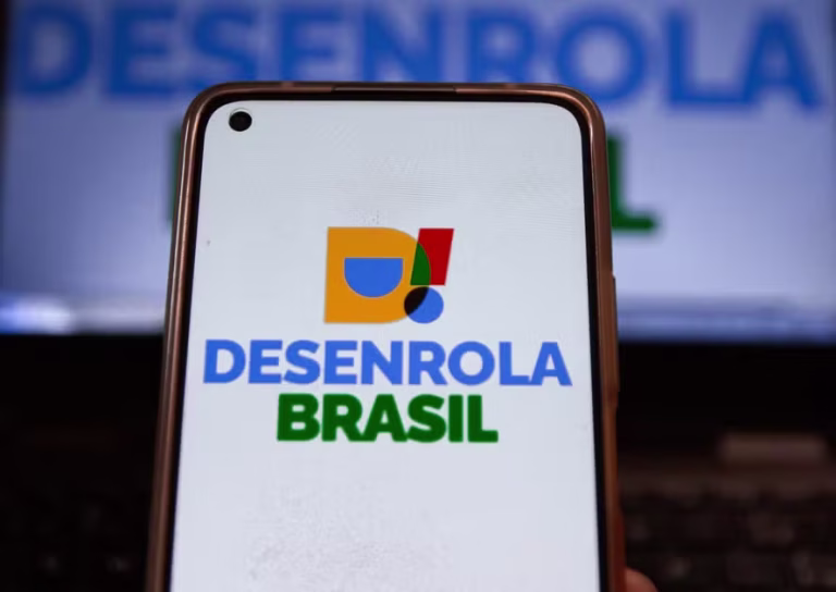 Mais de 6 milhões de pessoas e famílias já renegociaram dívidas no Novo Desenrola, diz Durigan