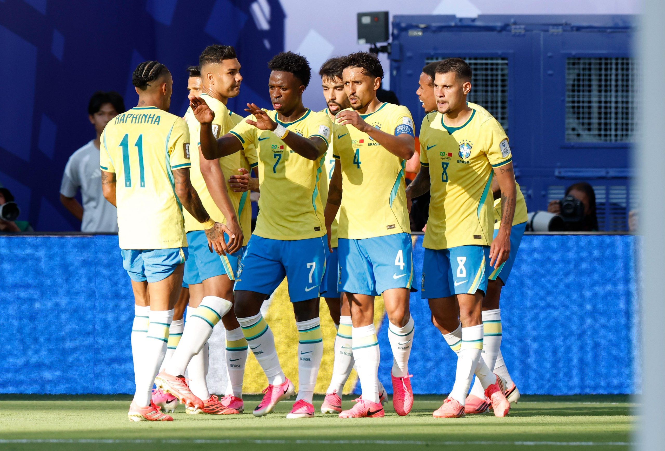 Brasil vai usar uniforme principal contra o Japão, e goleiros jogarão de roxo