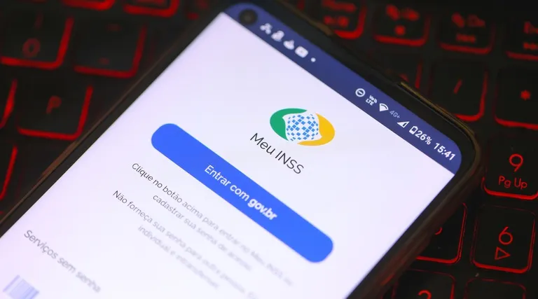 INSS começa a pagar benefícios de agosto nesta terça-feira (25); veja calendário