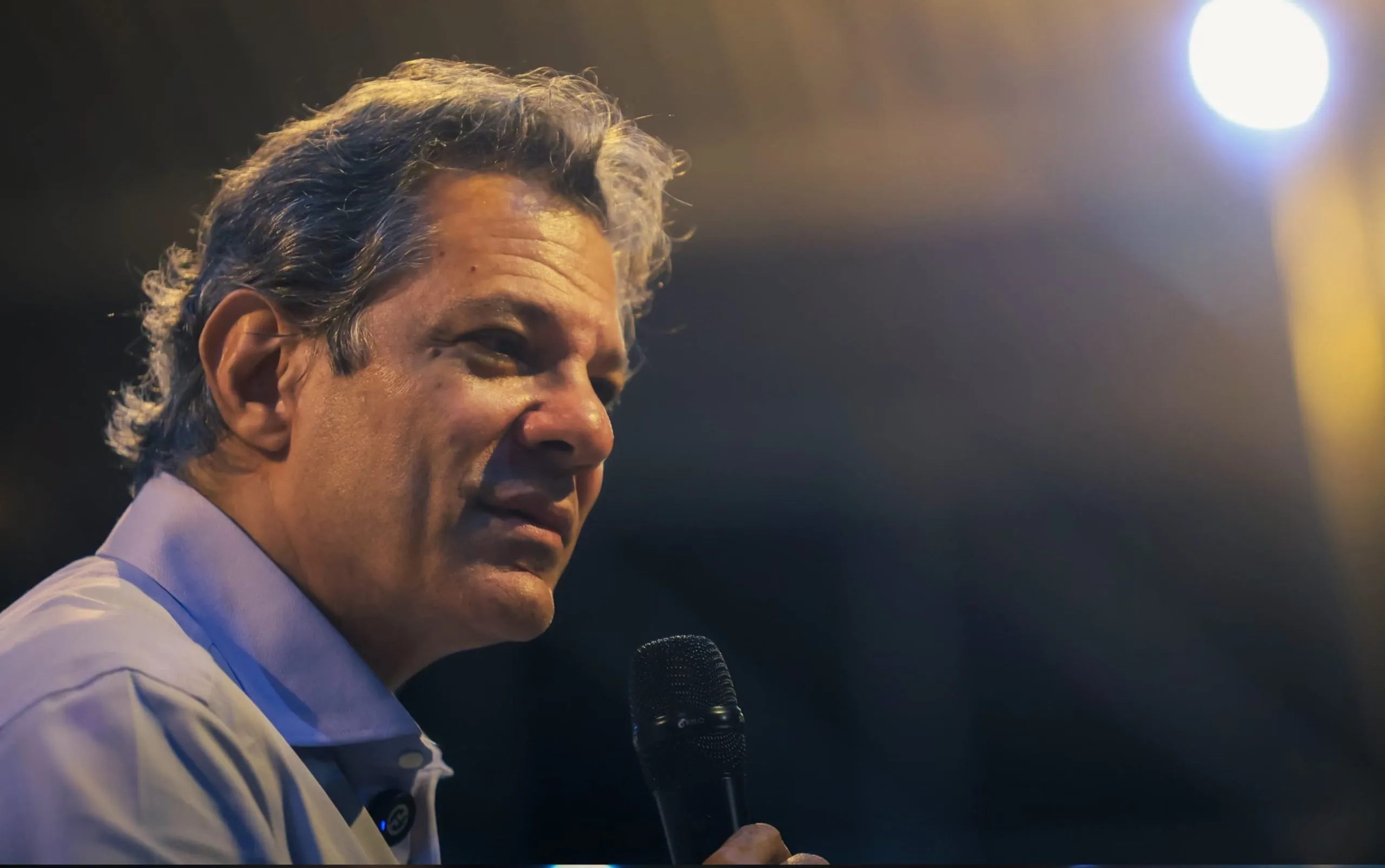 Novo vídeo contradiz versão da campanha de Haddad sobre intimidação de PMs