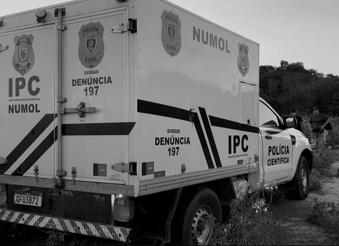 Mulher é morta a tiros dentro de casa durante a madrugada em Pedras de Fogo, na PB