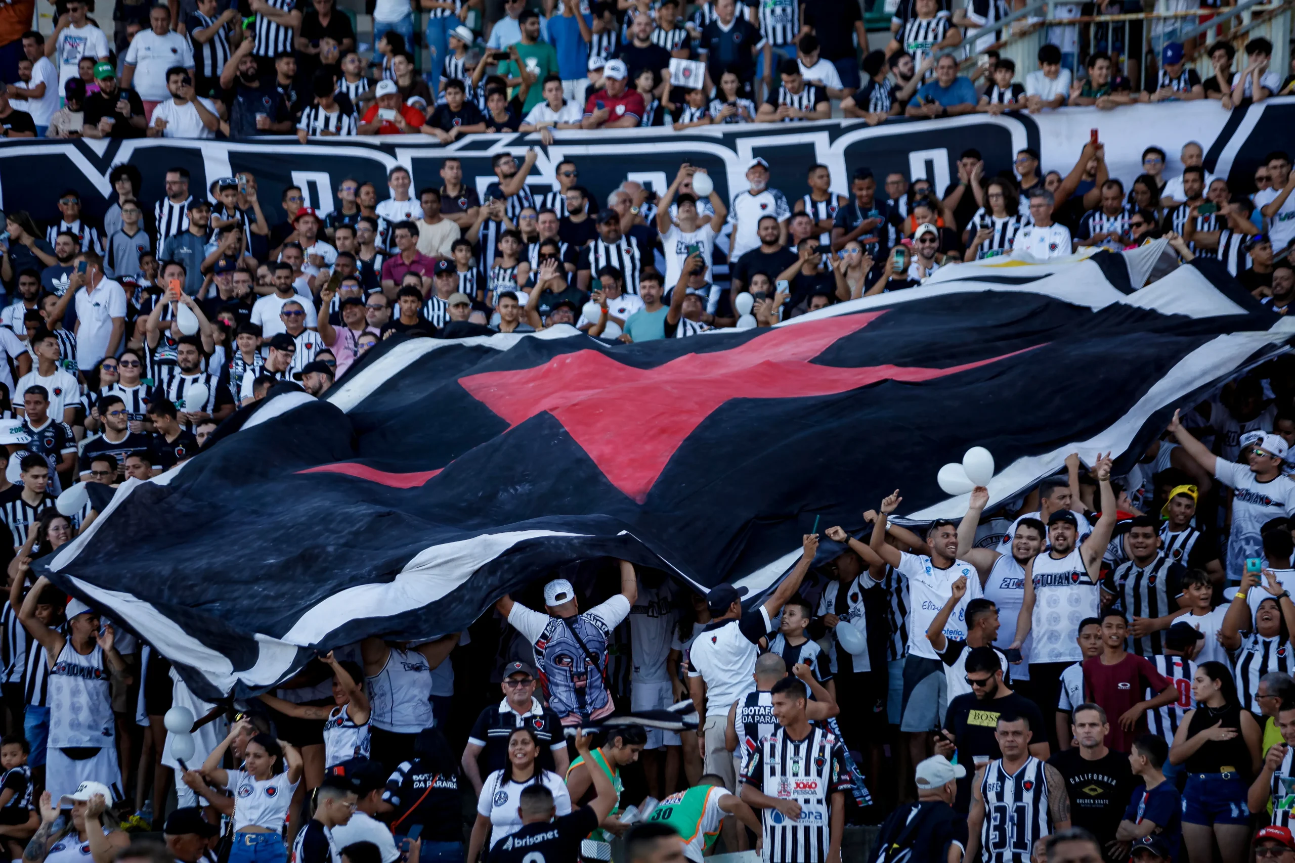 Botafogo-PB x Santa Cruz: mais de 6 mil ingressos já foram vendidos para duelo deste sábado (8)