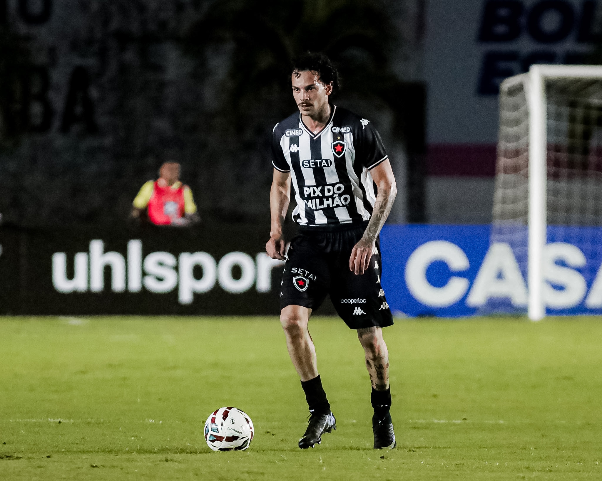 De volta após suspensão, Yan Souto reforça Botafogo-PB em jogo decisivo contra o Guarani