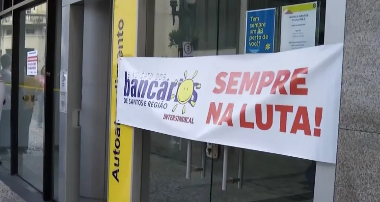 Bancários fazem paralisação na Baixada Santista