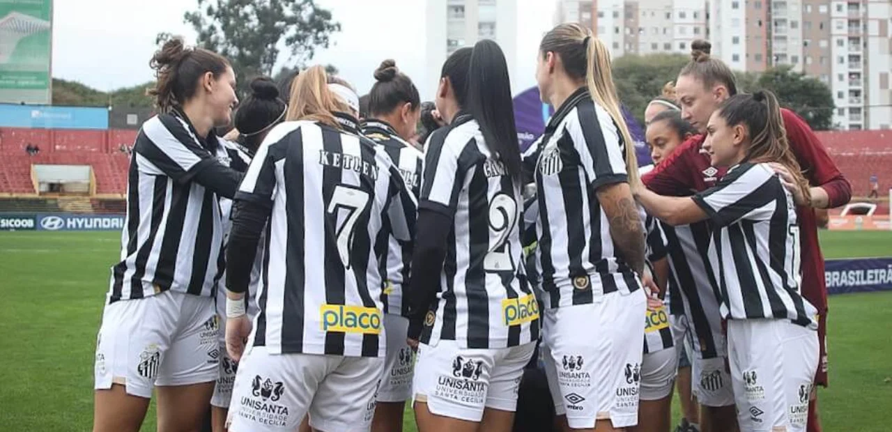 Sereias da Vila sofrem goleada para o Corinthians pelo Brasileirão