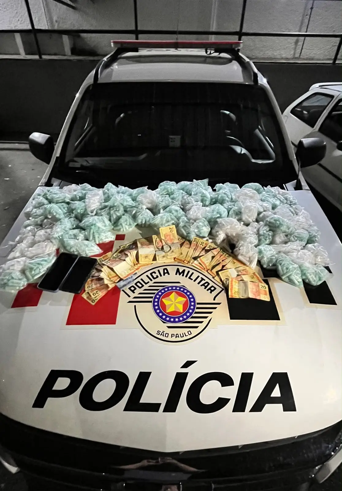 PM prende homem com mais de 5 kg de cocaína na zona sul de São José